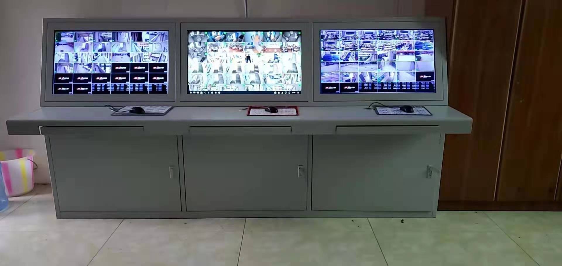 成都監控操作臺廠家在哪